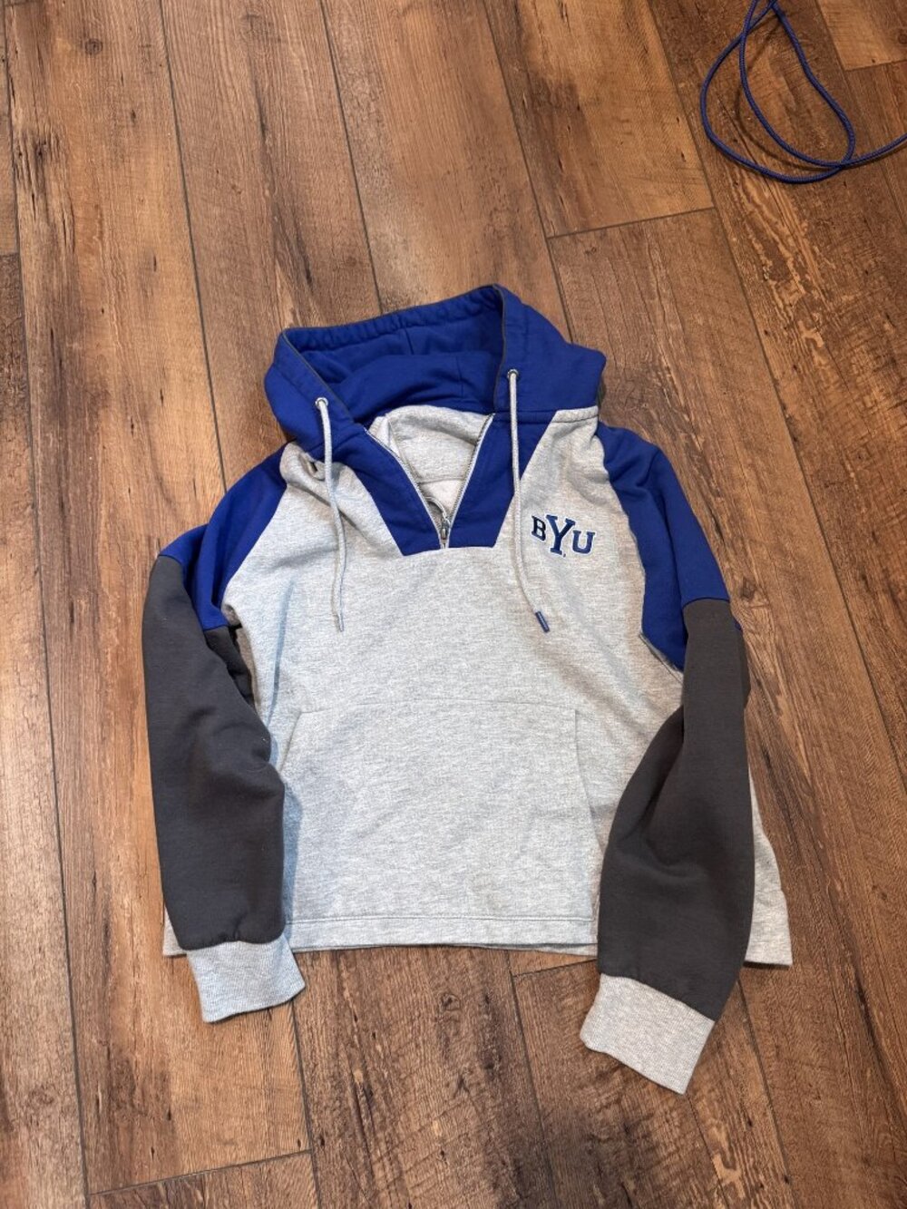 Antigua BYU Cougars Quarter Zip Crop Hoodie L